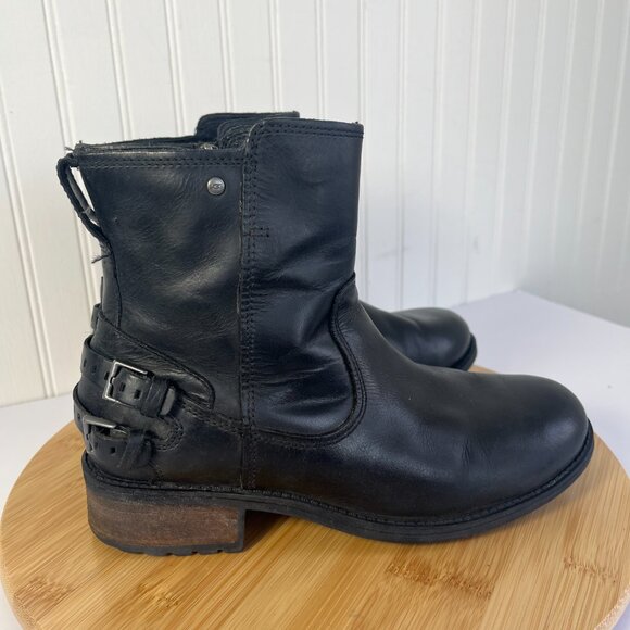 UGG Shoes - UGG Black Leather Ankle Boots Women’s Size 8